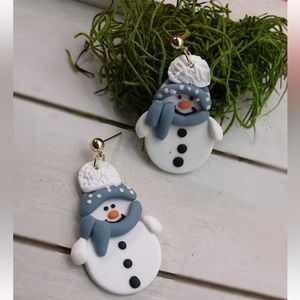 New Christmas Frosty the Snowman Handcrafted Polymer Clay Earrings- blue